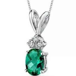 925 Silver Women Necklaces Pendants Adorable Oval Cut Emerald Engagement Jewelry